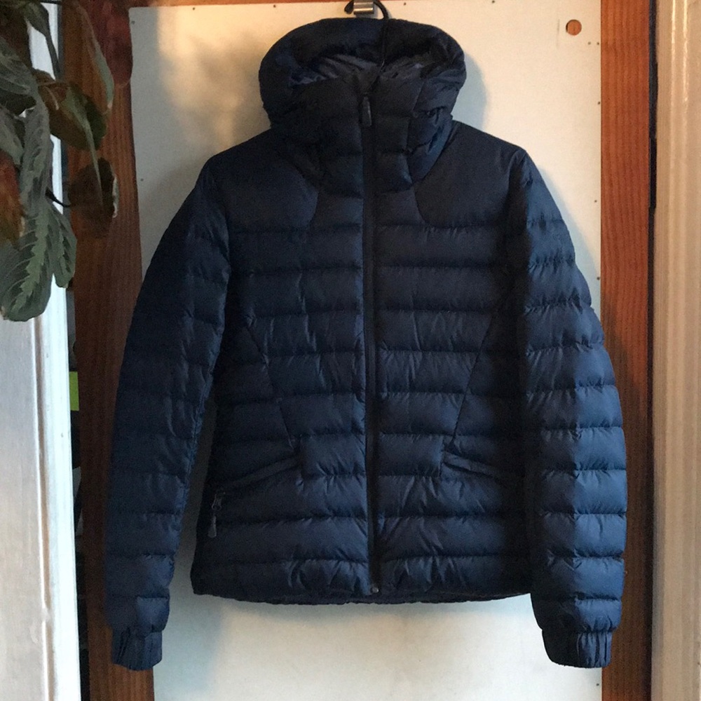 Women’s down North Face coat brand new